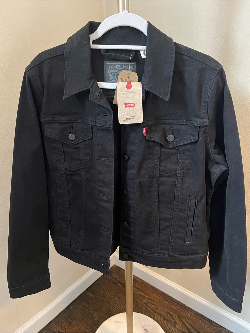 NWT Levi’s Original Trucker Jacket – Women’s Large – Black - Picture 2 of 11